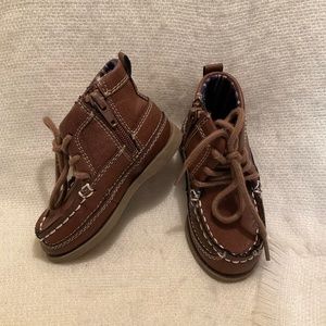Carter’s Kids Sz 5 Brown Boots